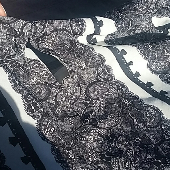 NWT J Crew Black White Pattern Blouse Size Small - Picture 5 of 5